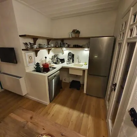 펜션 Balkonaki Ayvalı